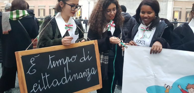 Ius soli e ius culture, il flashmob Saltamuri di dicembre a Roma