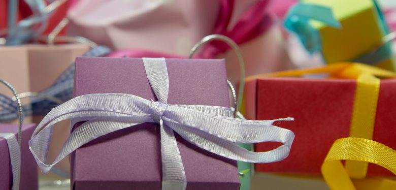 gift-444519_1280