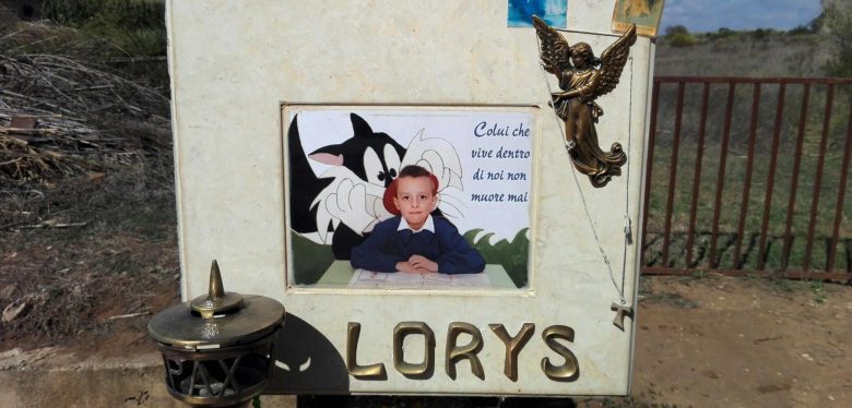 monumento-loris4